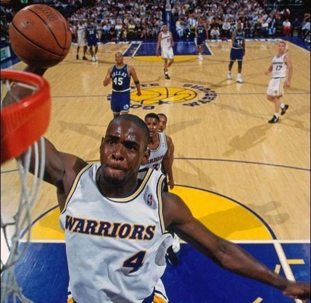 哈利伯顿：希望到月底的时候我能开始进行一对一的训练（哈利伯顿期待月底恢复一对一训练）