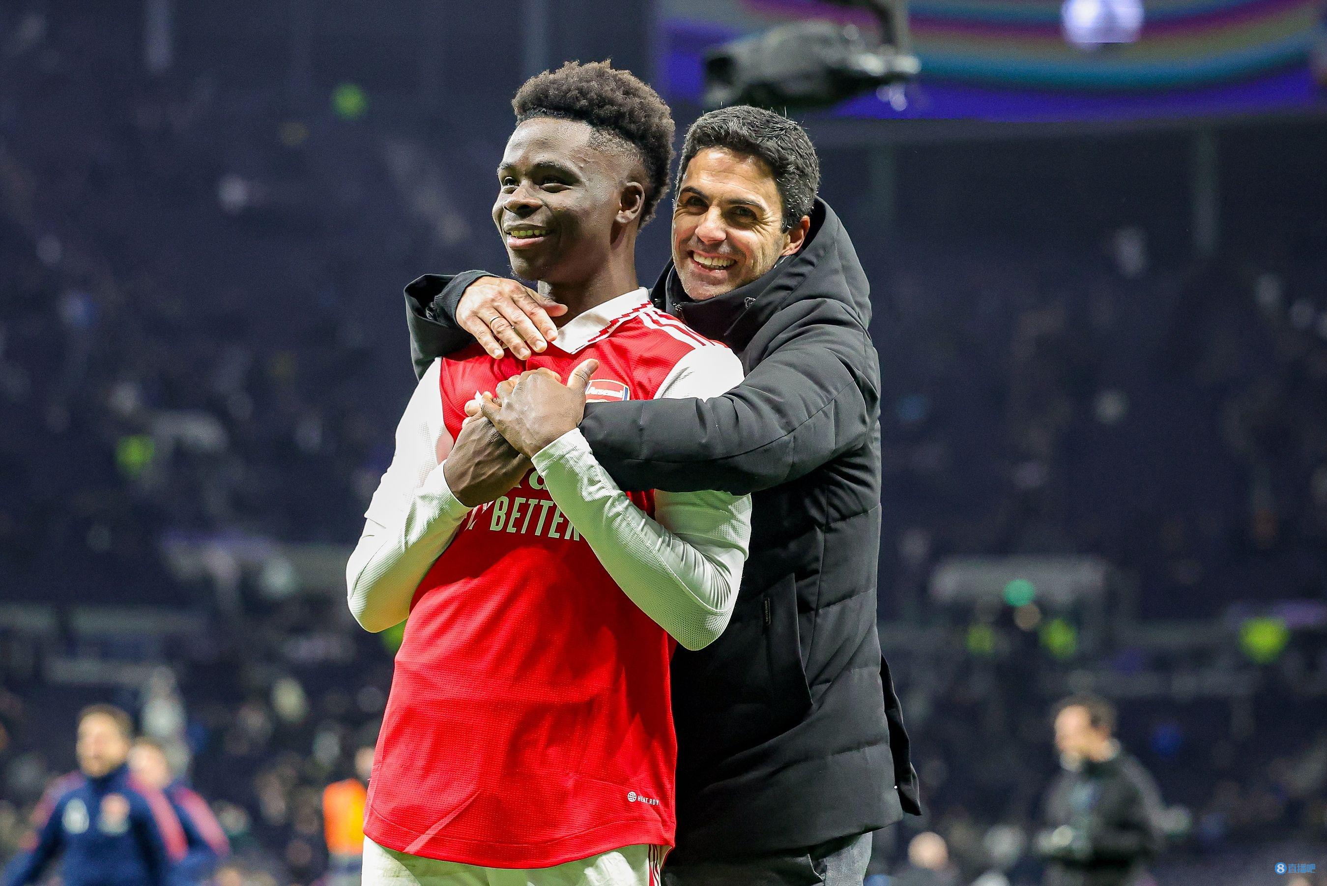 媒体人：许利民确定赵睿、周琦、雷蒙今晚比赛可以登场（据媒体人报道，许利民确认赵睿、周琦、雷蒙今晚将出战）