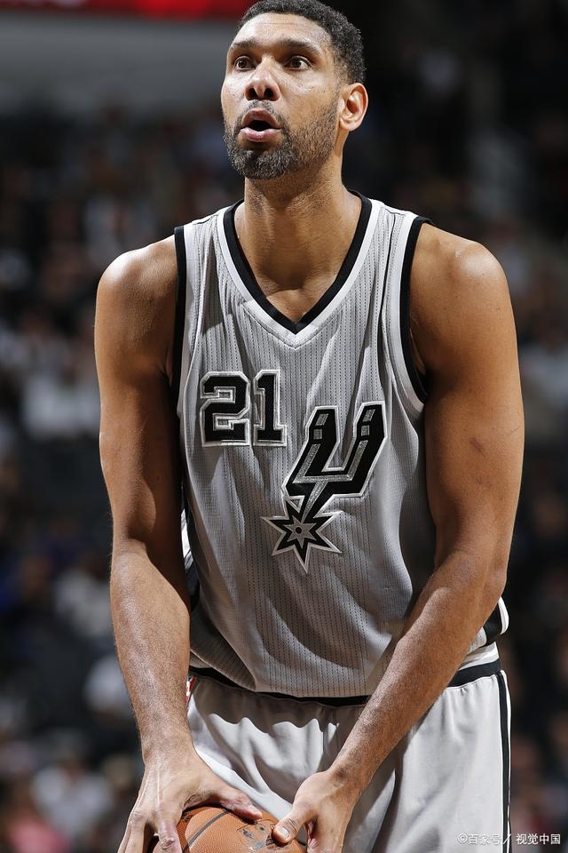 每体：拉菲尼亚伤愈复出在即，有望入选对阵毕包的大名单（每体：拉菲尼亚即将伤愈回归，或将进入对阵毕包的大名单）